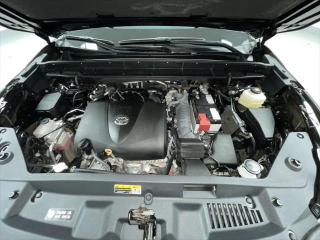used 2022 Toyota Highlander car, priced at $37,995