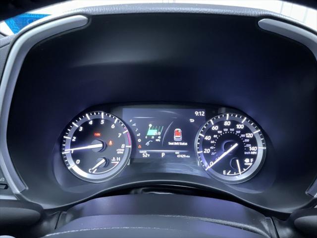 used 2022 Toyota Highlander car, priced at $37,995