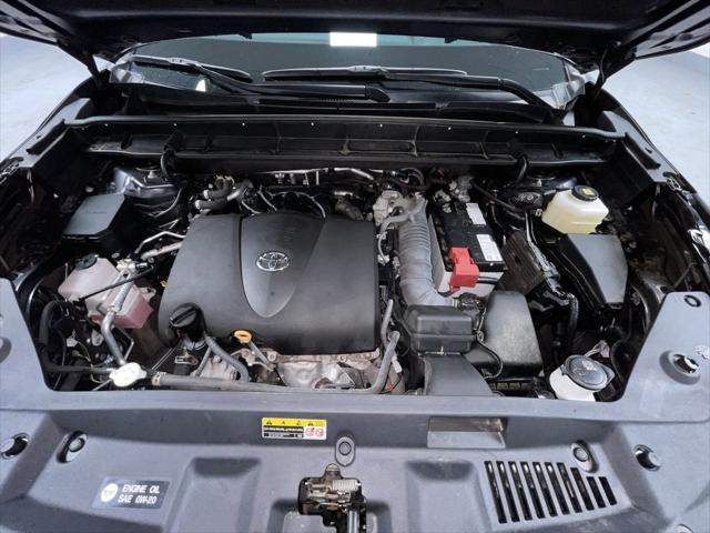 used 2022 Toyota Highlander car, priced at $36,995