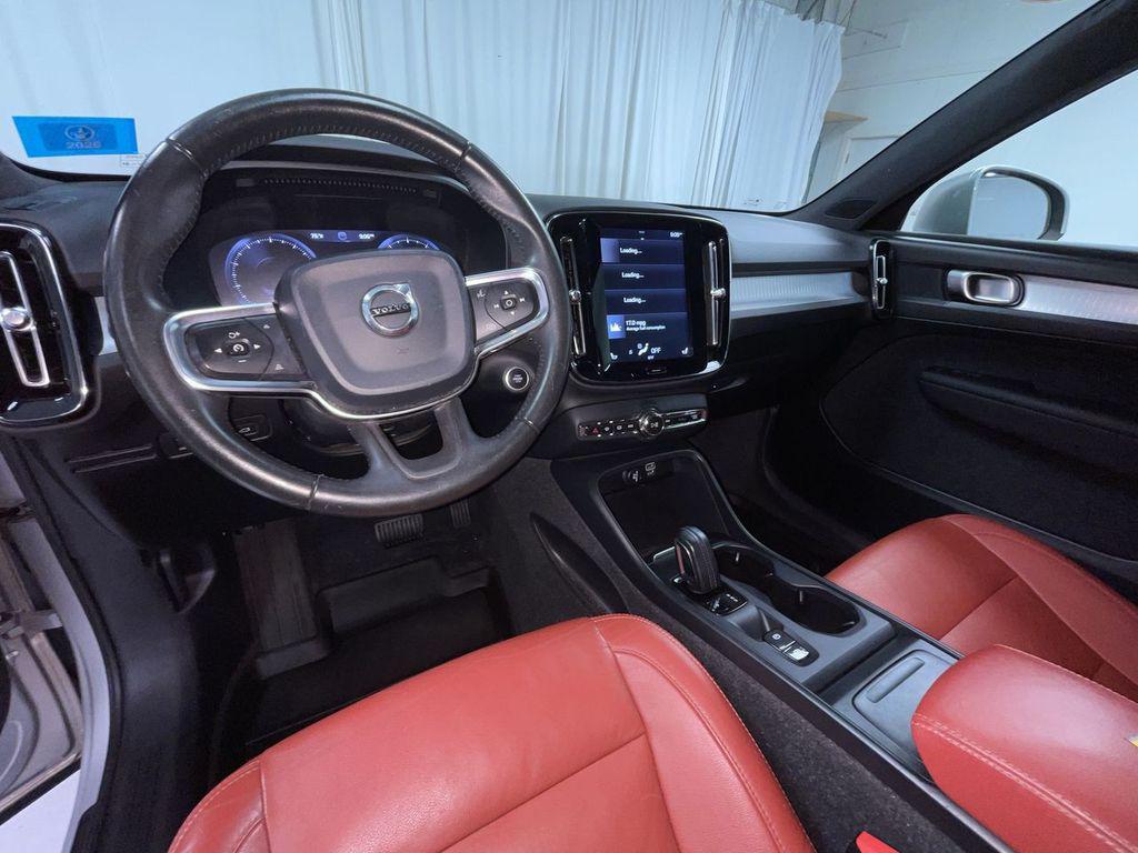 used 2019 Volvo XC40 car, priced at $21,995
