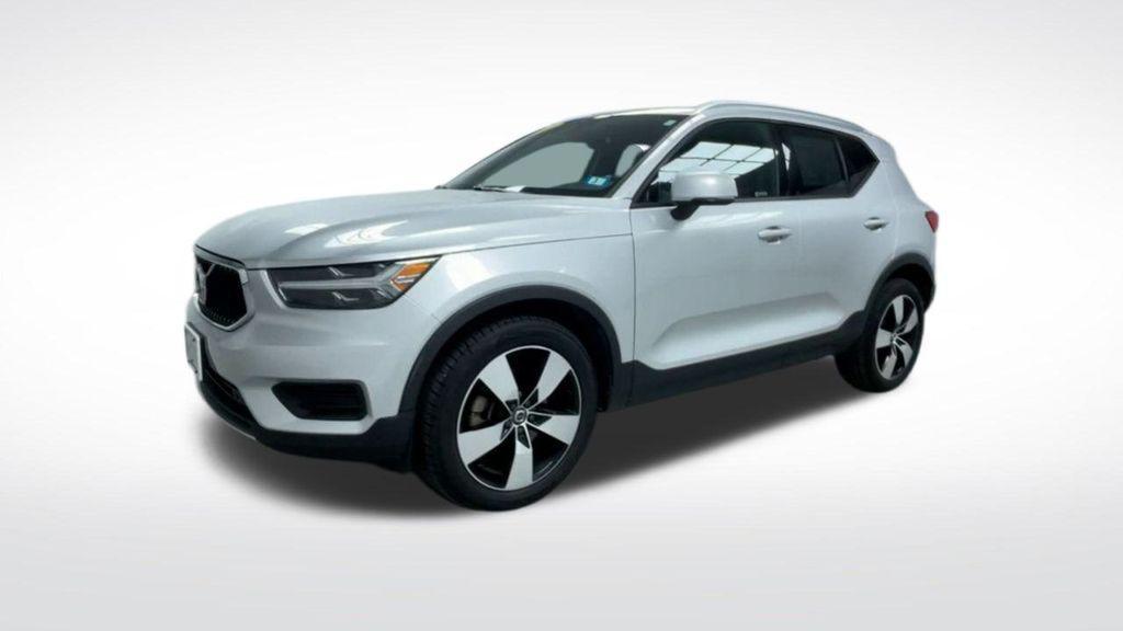 used 2019 Volvo XC40 car, priced at $21,995
