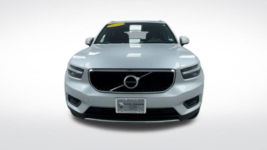 used 2019 Volvo XC40 car, priced at $21,995