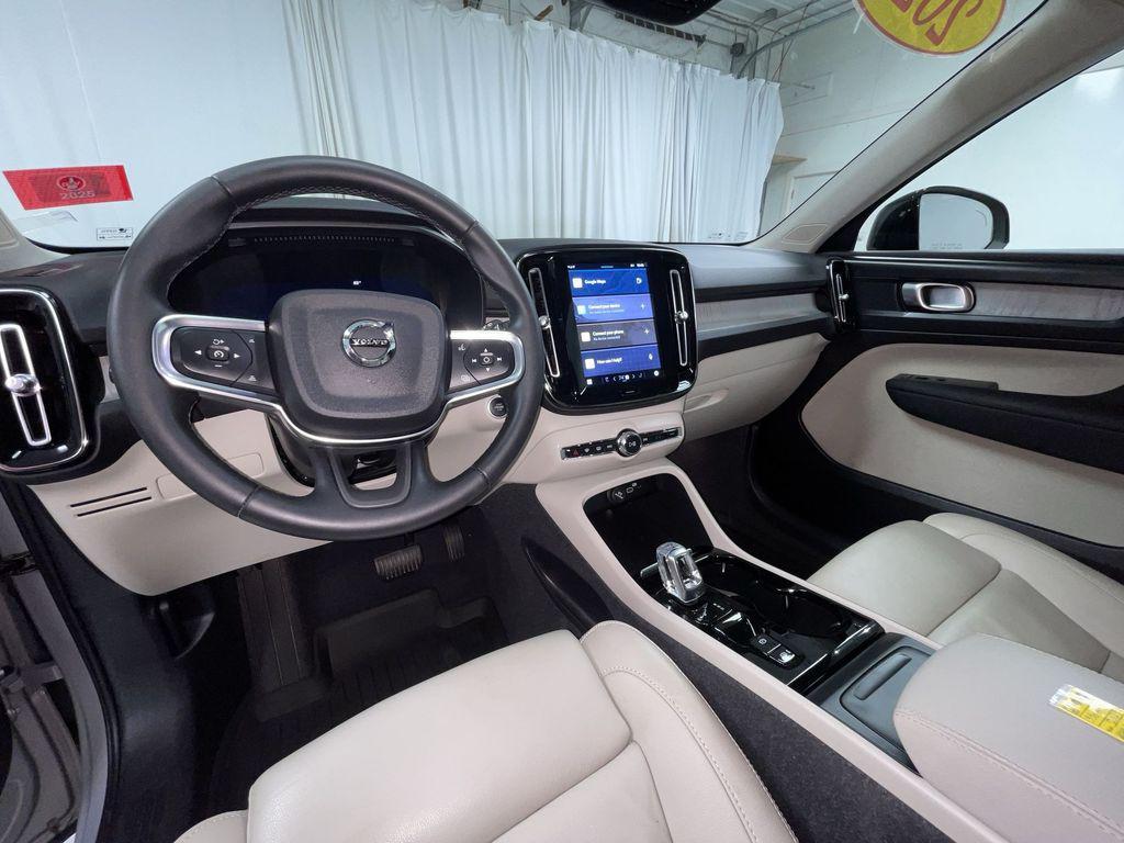 used 2023 Volvo XC40 car, priced at $31,995