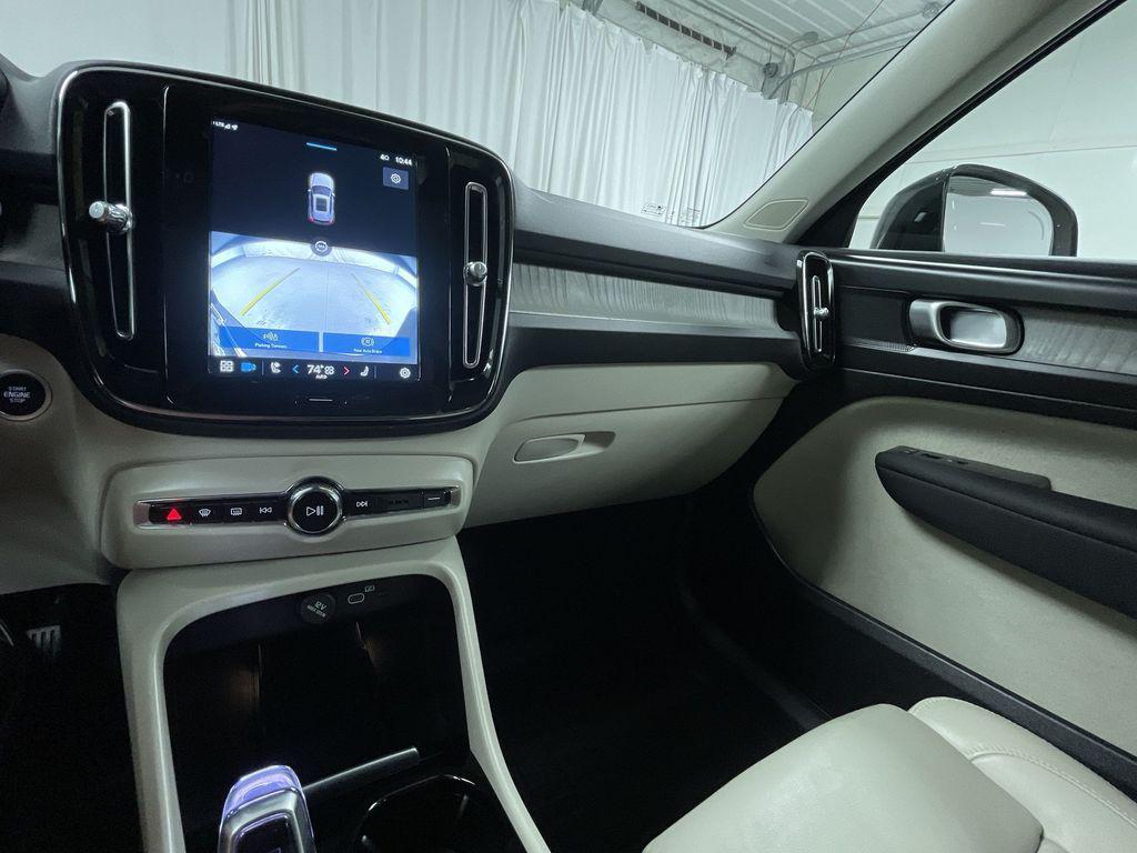 used 2023 Volvo XC40 car, priced at $31,995