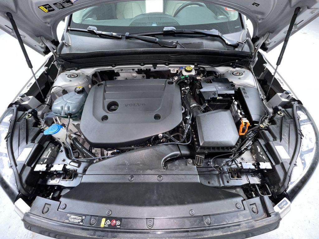 used 2023 Volvo XC40 car, priced at $31,995