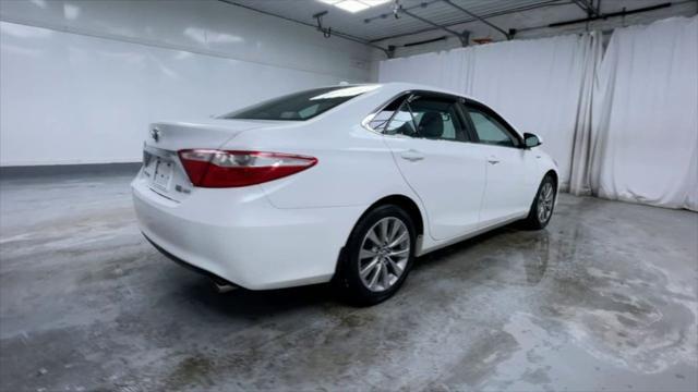 used 2017 Toyota Camry Hybrid car, priced at $17,500