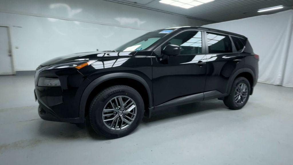 used 2021 Nissan Rogue car, priced at $23,995