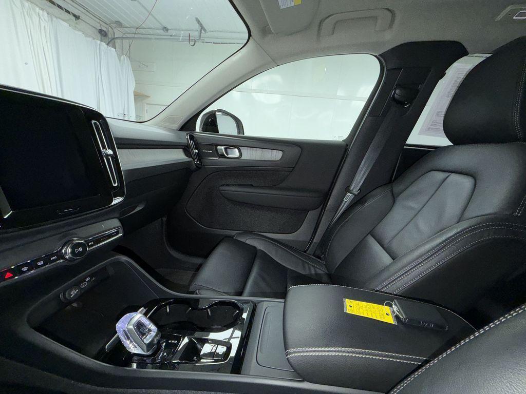 used 2024 Volvo XC40 car, priced at $31,500