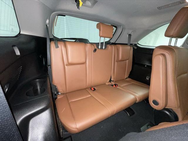 used 2019 Toyota Highlander car, priced at $28,995