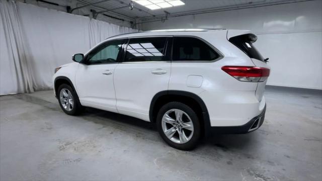 used 2019 Toyota Highlander car, priced at $28,995