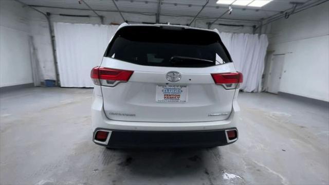 used 2019 Toyota Highlander car, priced at $28,995