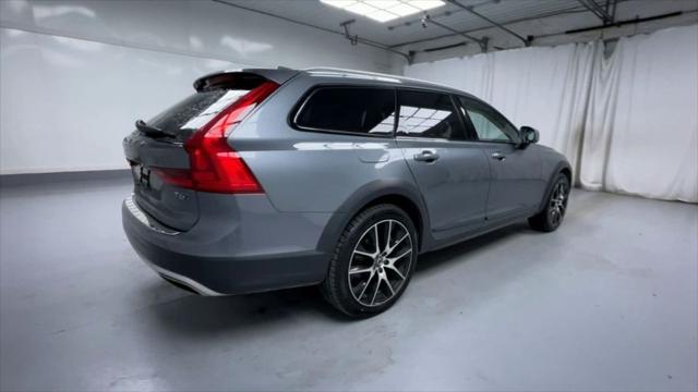 used 2018 Volvo V90 Cross Country car, priced at $23,900