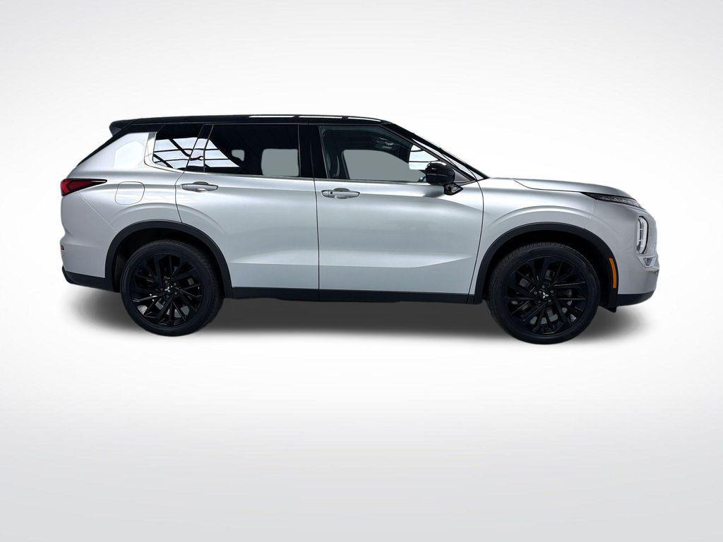 used 2023 Mitsubishi Outlander car, priced at $26,995