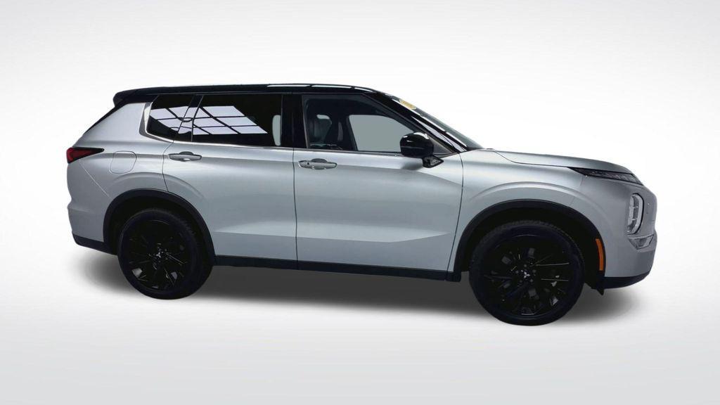 used 2023 Mitsubishi Outlander car, priced at $26,995