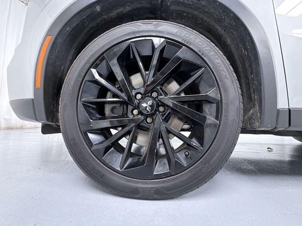 used 2023 Mitsubishi Outlander car, priced at $26,995