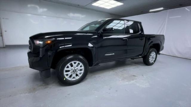 new 2025 Toyota Tacoma car, priced at $40,174