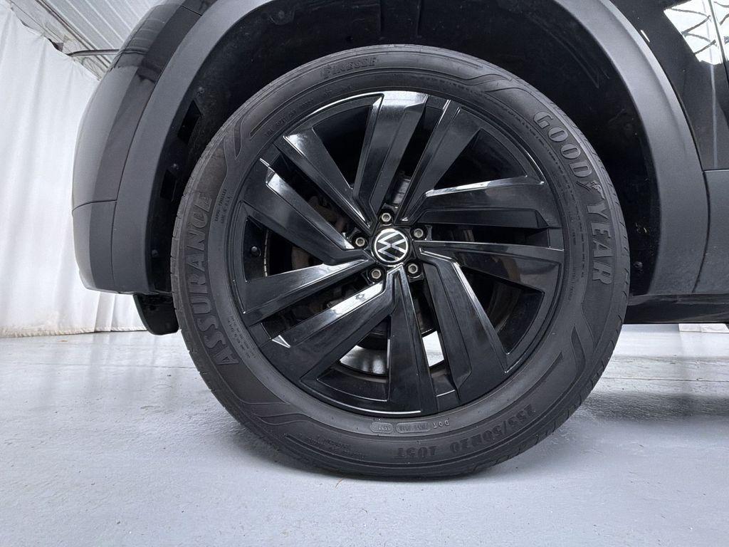 used 2022 Volkswagen Atlas Cross Sport car, priced at $23,995