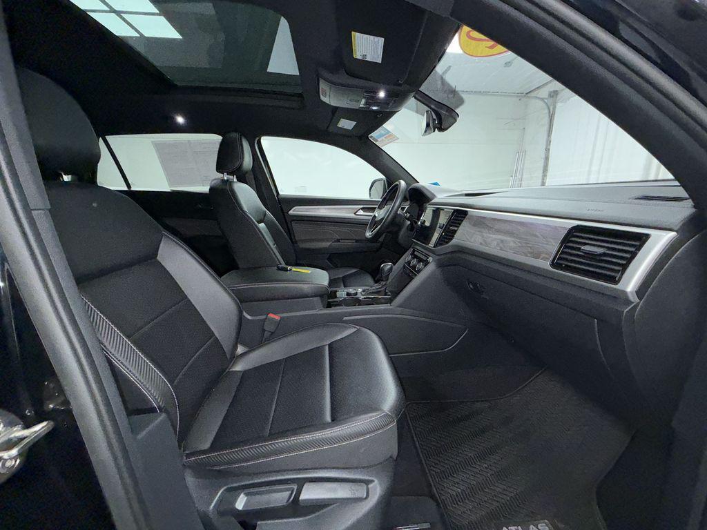 used 2022 Volkswagen Atlas Cross Sport car, priced at $23,995