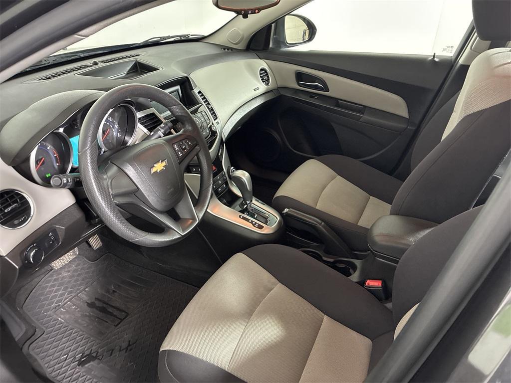 used 2014 Chevrolet Cruze car, priced at $8,400