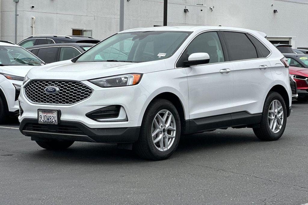 used 2024 Ford Edge car, priced at $22,627
