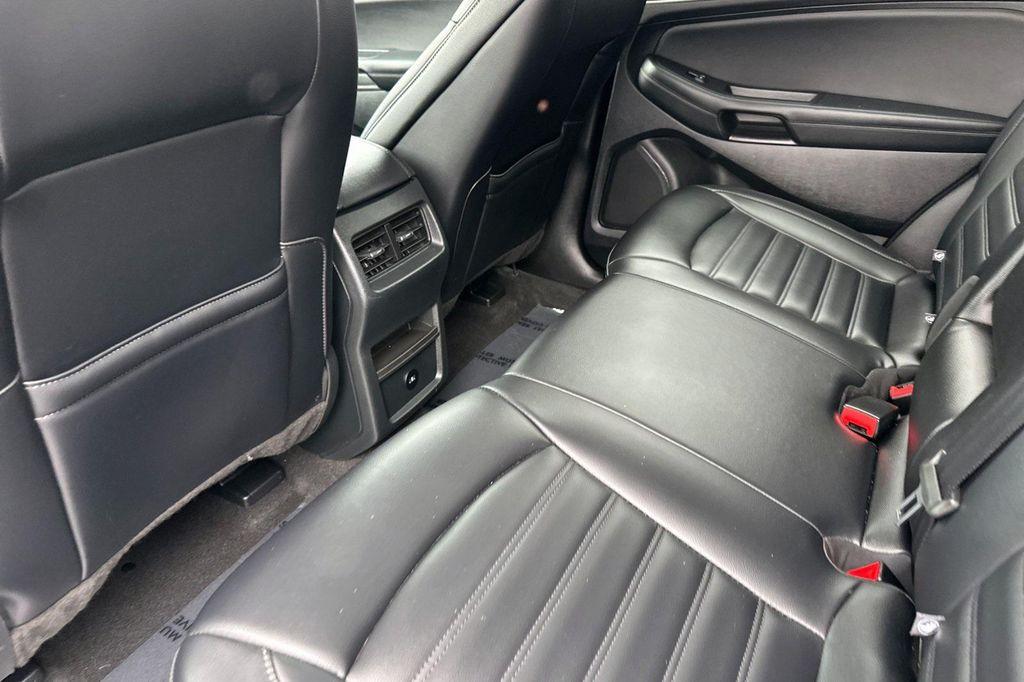 used 2024 Ford Edge car, priced at $22,627