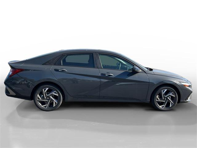 new 2025 Hyundai Elantra car, priced at $26,913