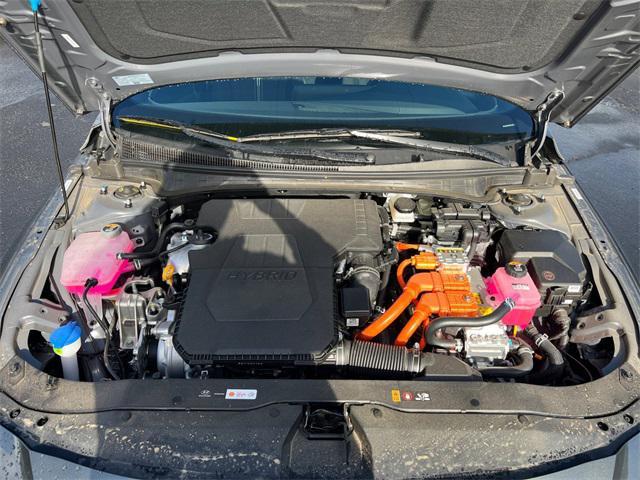 new 2025 Hyundai Elantra car, priced at $26,913