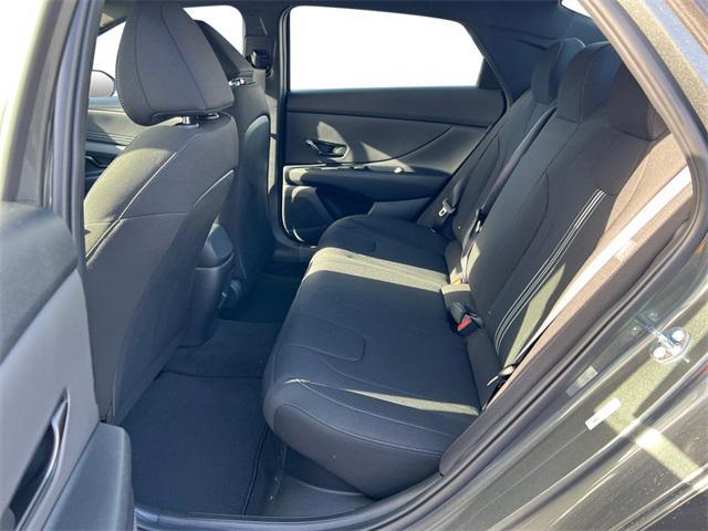new 2025 Hyundai Elantra car, priced at $26,913