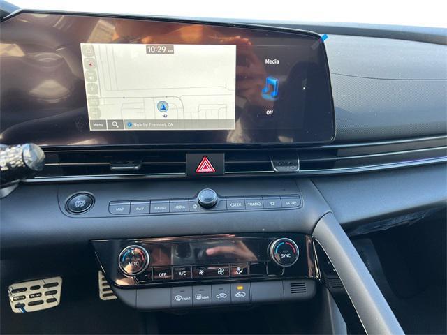 new 2025 Hyundai Elantra car, priced at $26,913