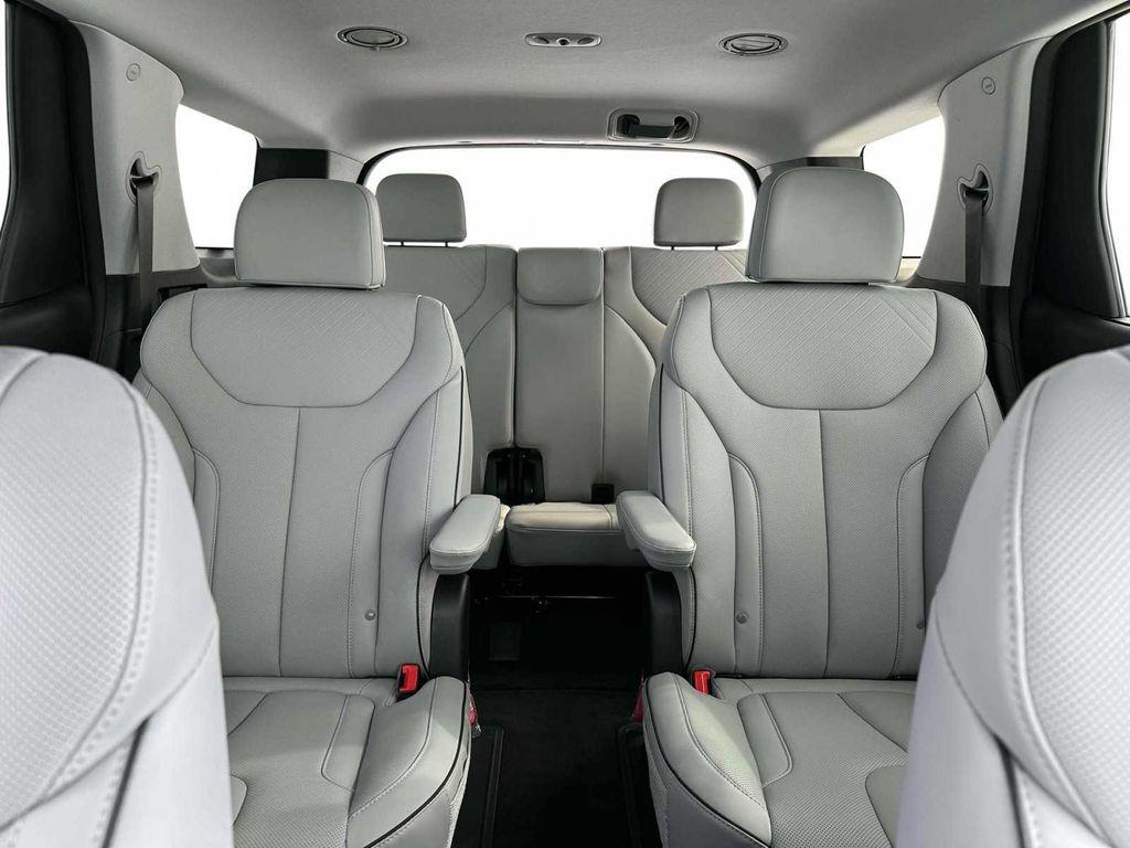new 2025 Hyundai Palisade car, priced at $43,619