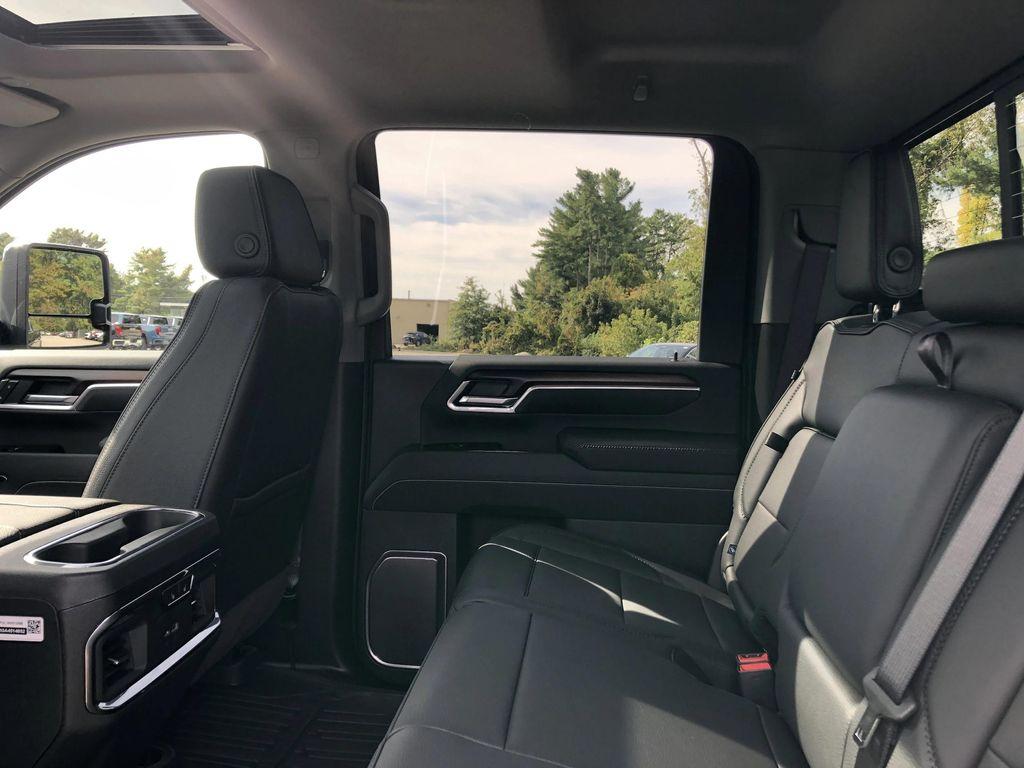 new 2026 GMC Sierra 2500 car, priced at $80,190