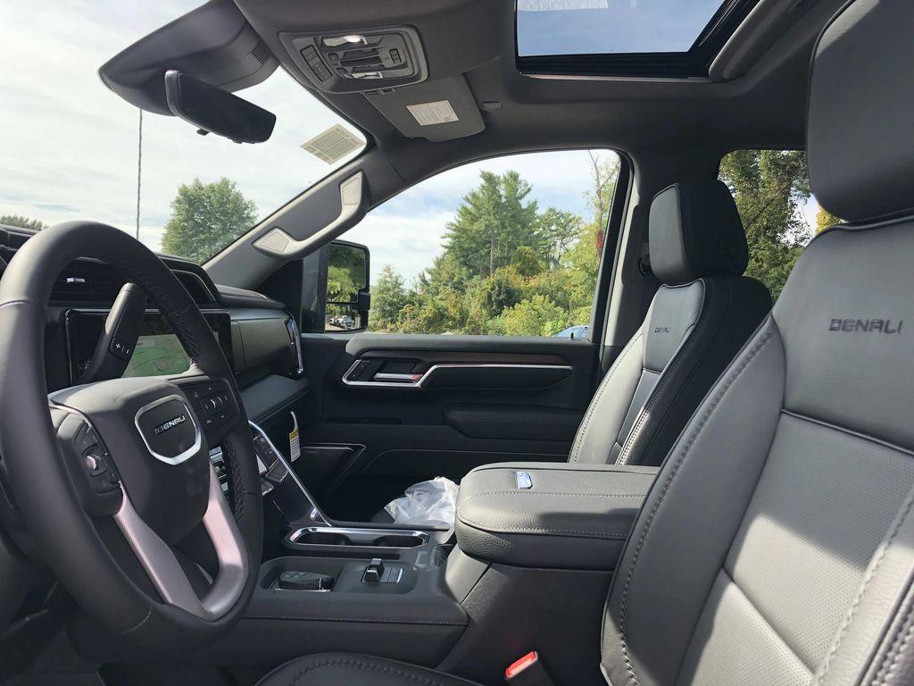 new 2026 GMC Sierra 2500 car, priced at $80,190