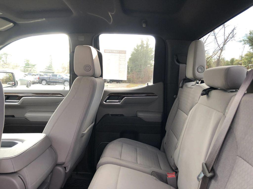 used 2023 GMC Sierra 1500 car, priced at $41,999