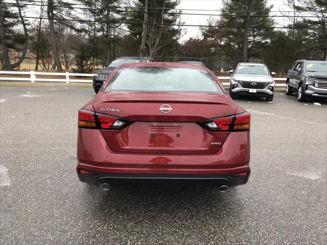 new 2025 Nissan Altima car, priced at $31,800