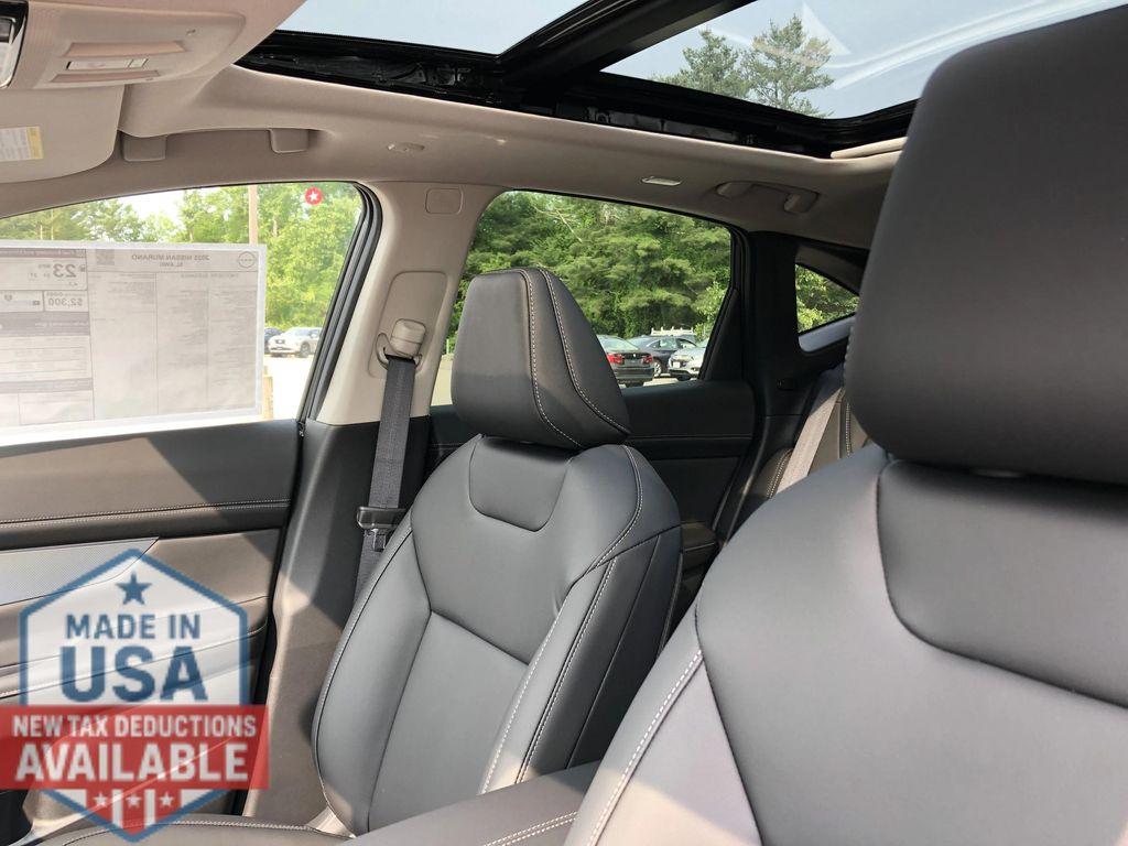 new 2025 Nissan Murano car, priced at $40,846