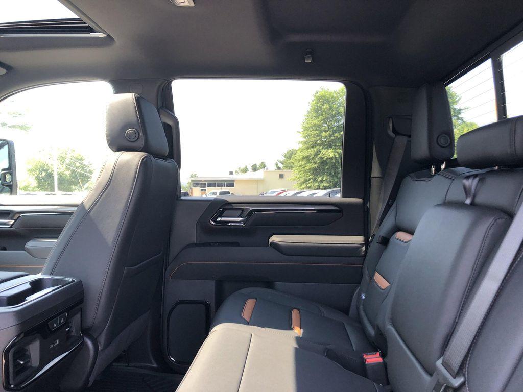 new 2025 GMC Sierra 2500 car, priced at $79,045