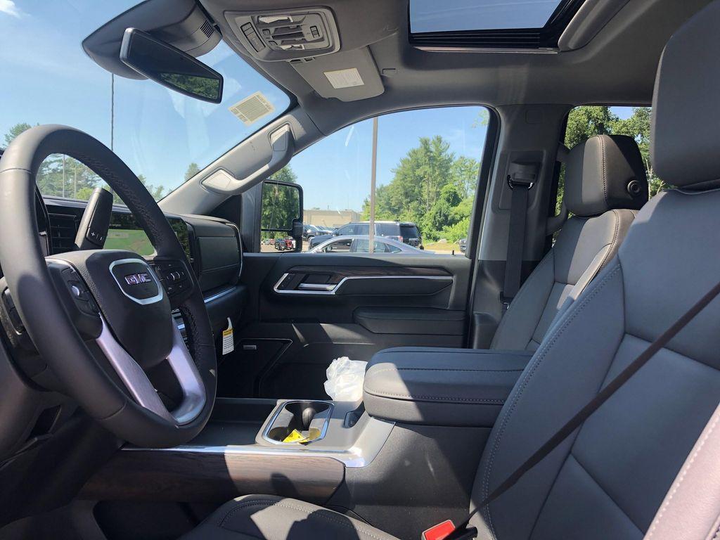 new 2025 GMC Sierra 2500 car, priced at $81,120
