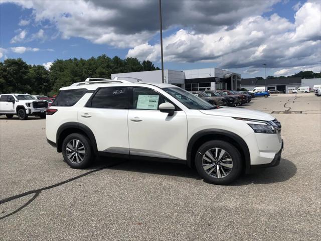 new 2024 Nissan Pathfinder car, priced at $44,325