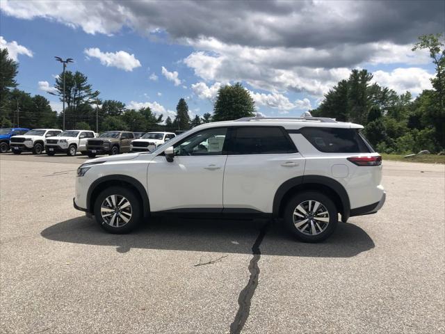 new 2024 Nissan Pathfinder car, priced at $44,325