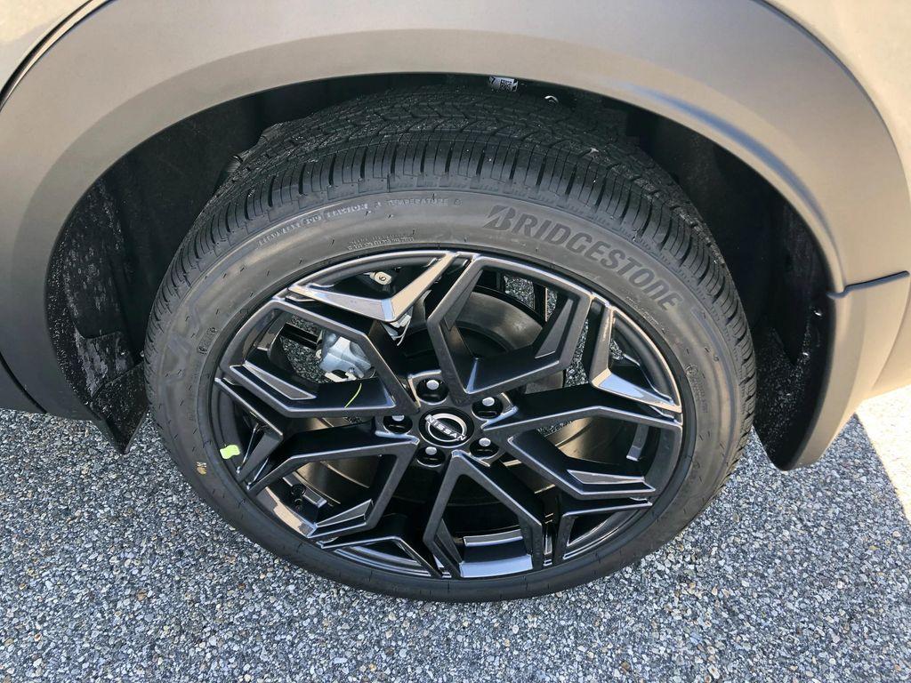 new 2026 Nissan Kicks car, priced at $33,000