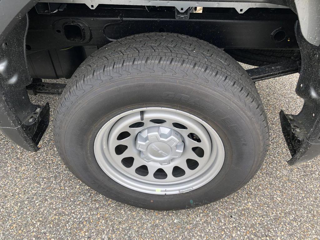 new 2026 GMC Sierra 1500 car, priced at $51,915