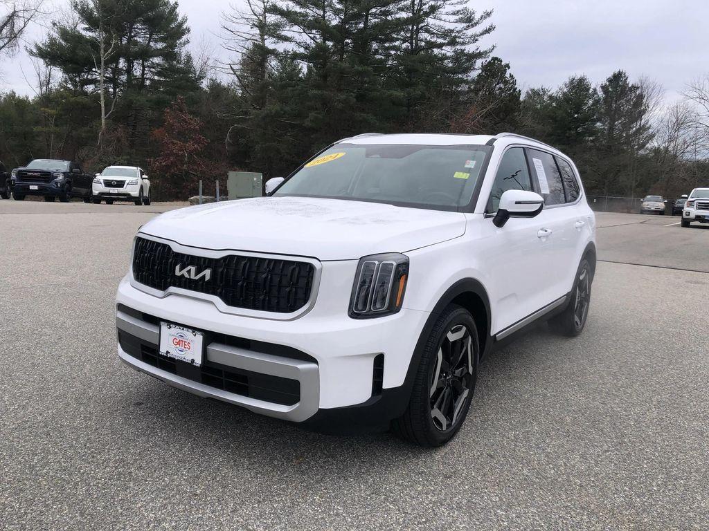 used 2024 Kia Telluride car, priced at $38,999