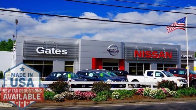 new 2025 Nissan Frontier car, priced at $39,810