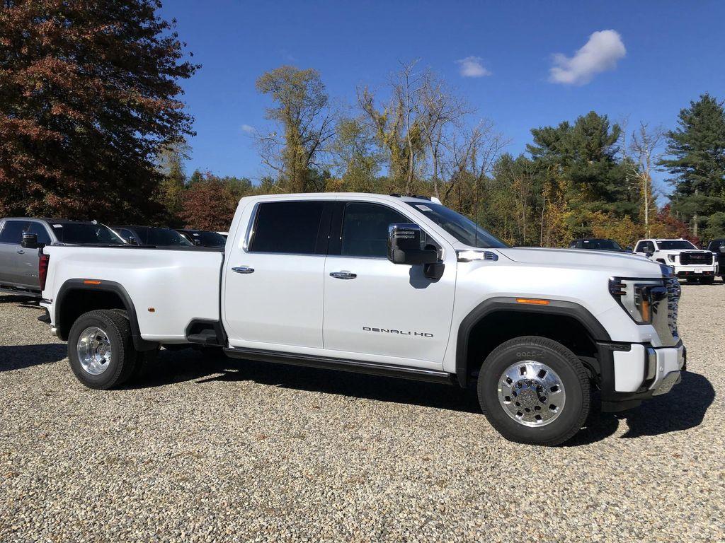 new 2026 GMC Sierra 3500 car, priced at $97,195