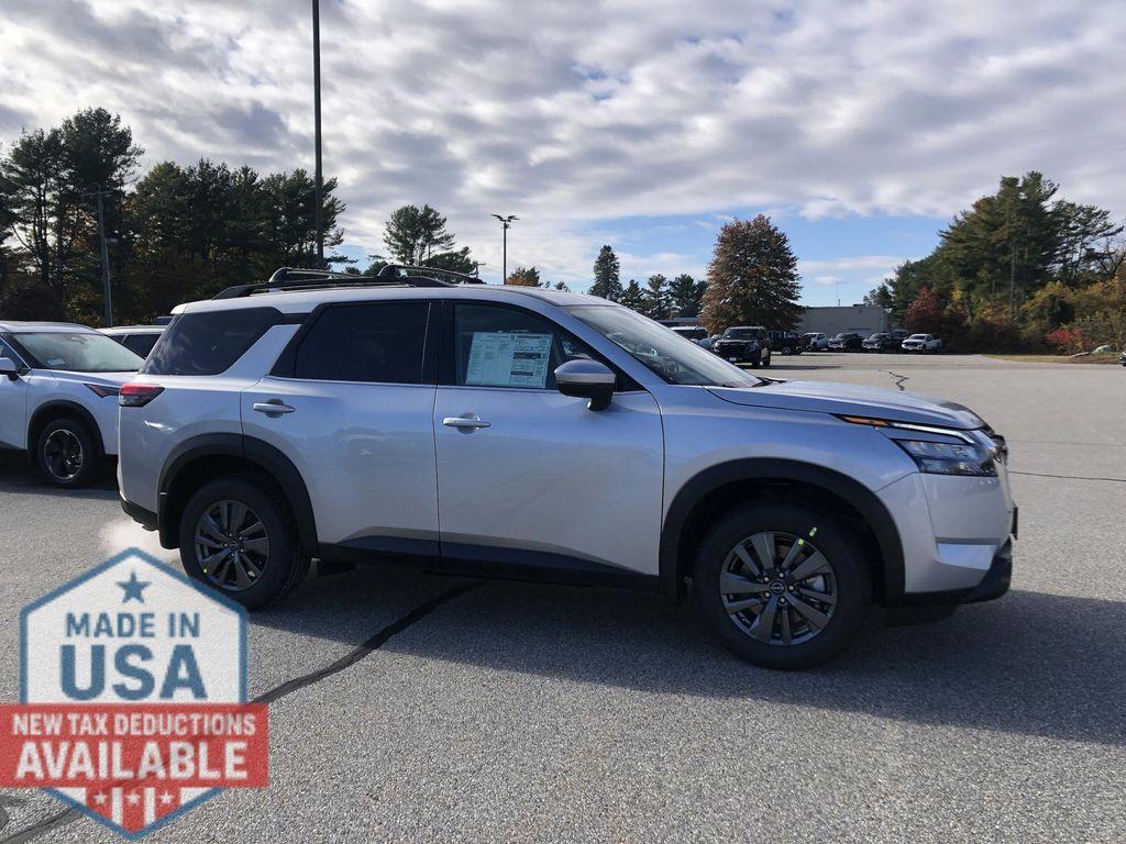 new 2025 Nissan Pathfinder car, priced at $40,890