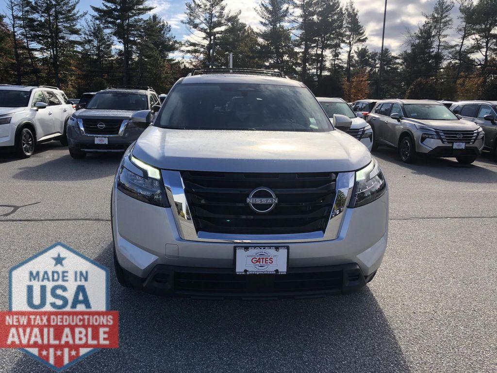 new 2025 Nissan Pathfinder car, priced at $40,890