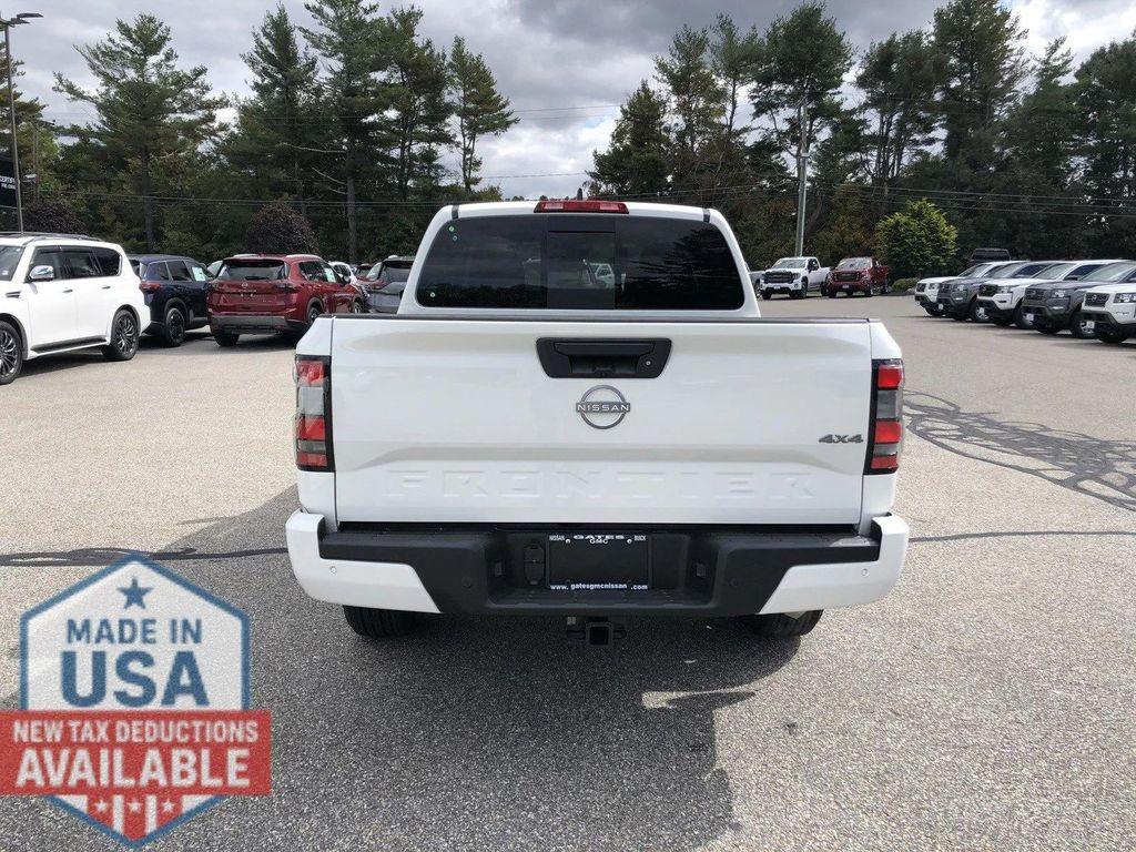 new 2025 Nissan Frontier car, priced at $37,156