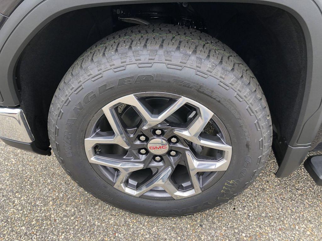 new 2026 GMC Sierra 1500 car, priced at $68,600