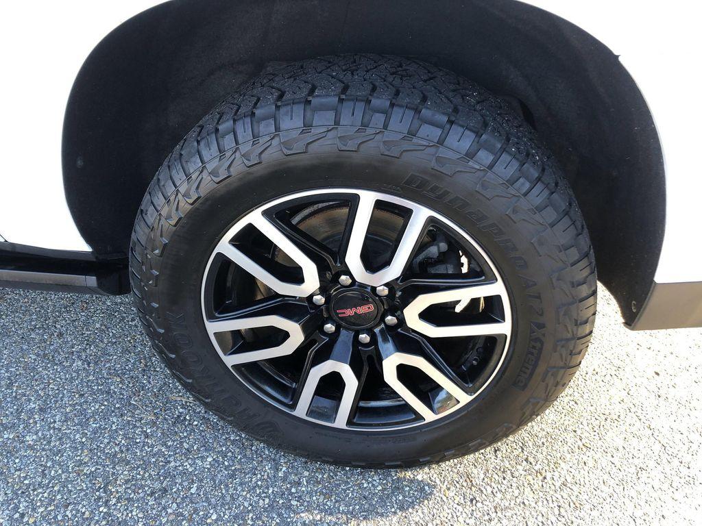 used 2022 GMC Yukon XL car, priced at $52,500