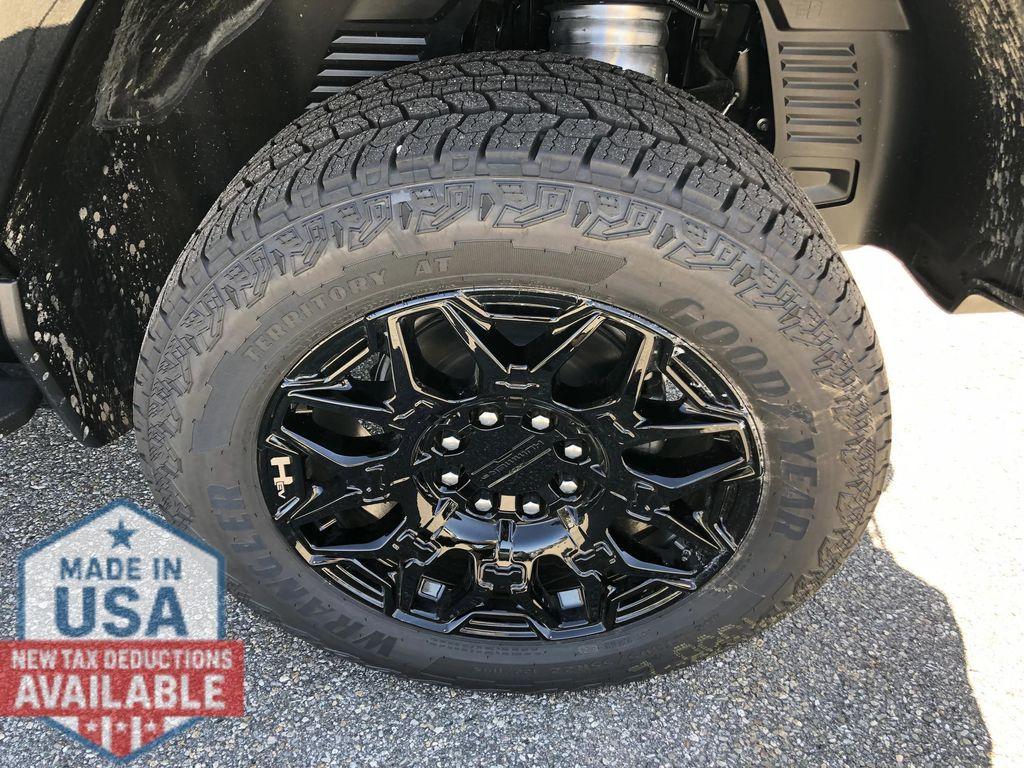 new 2025 GMC HUMMER EV Pickup car, priced at $89,855